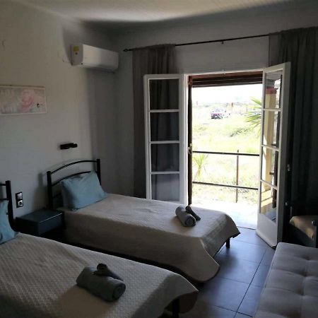 Issos Apartments Agios Georgios  Dış mekan fotoğraf