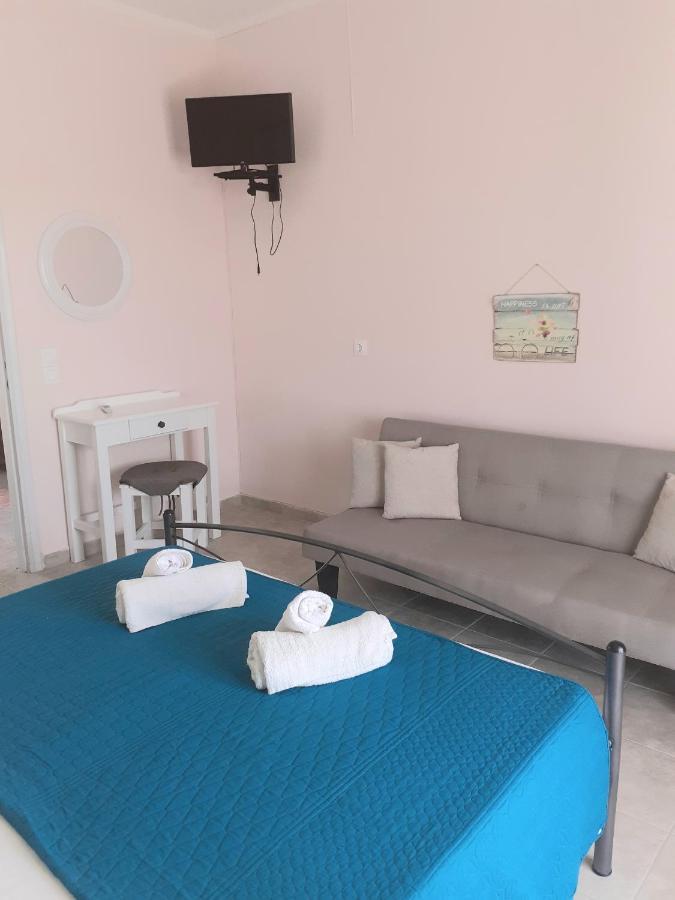 Issos Apartments Agios Georgios  Dış mekan fotoğraf