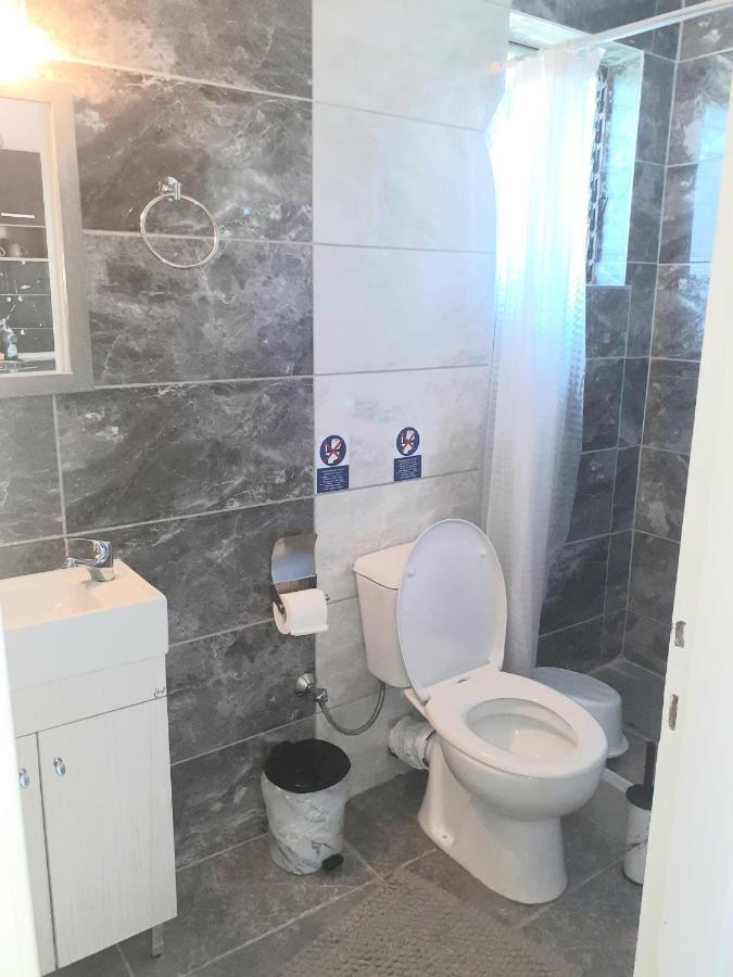 Issos Apartments Agios Georgios  Dış mekan fotoğraf