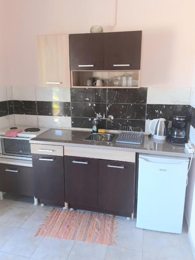 Issos Apartments Agios Georgios  Dış mekan fotoğraf