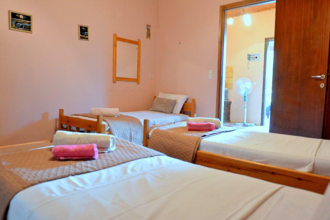 Issos Apartments Agios Georgios  Dış mekan fotoğraf