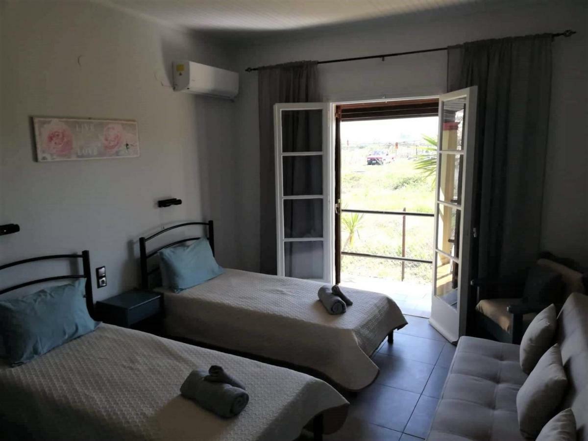 Issos Apartments Agios Georgios  Dış mekan fotoğraf