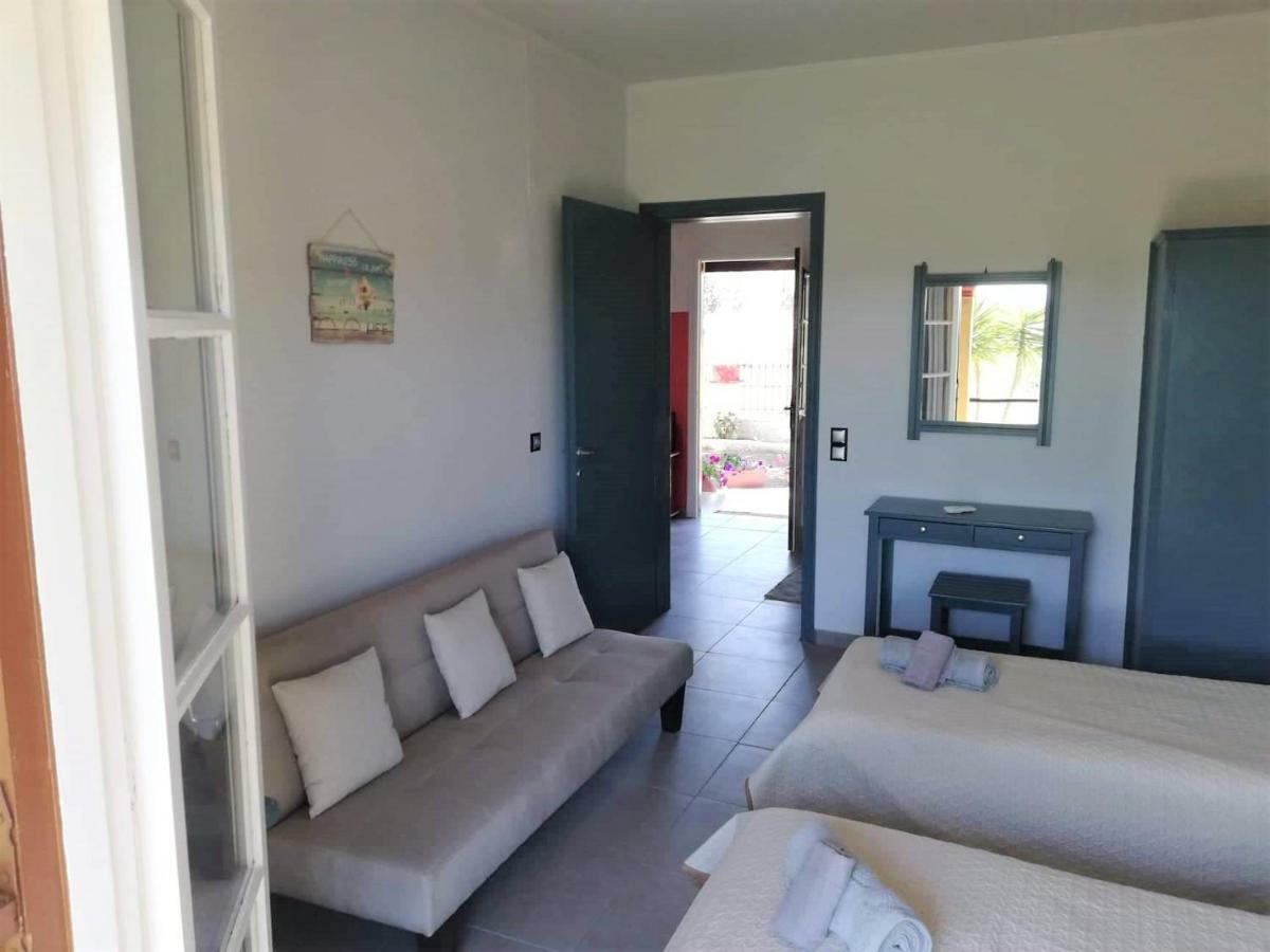 Issos Apartments Agios Georgios  Dış mekan fotoğraf