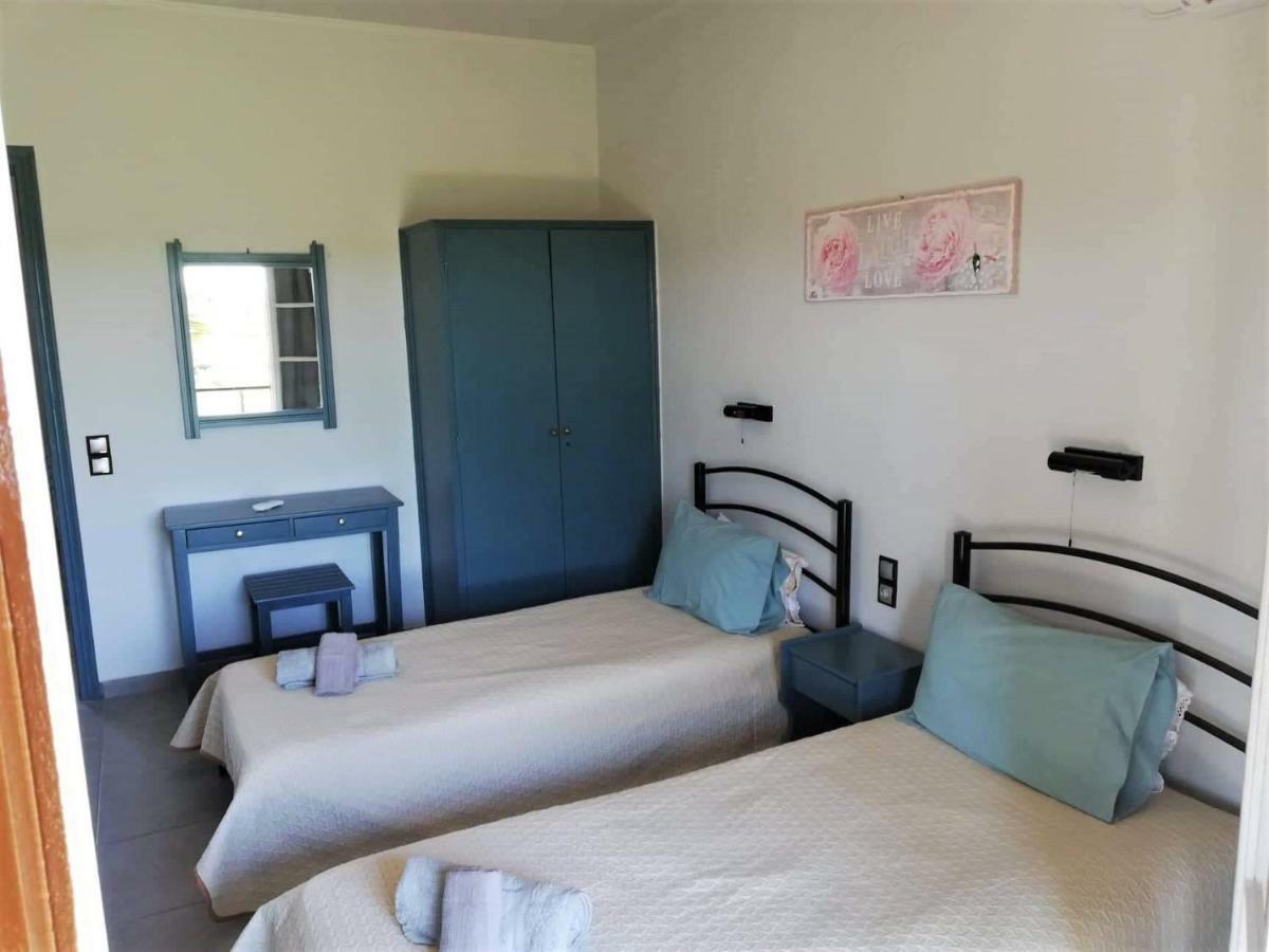 Issos Apartments Agios Georgios  Dış mekan fotoğraf